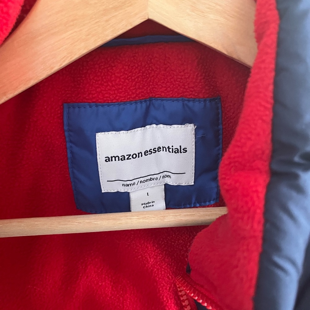 Amazon Essentials Blue and Red Vest‎ - Picture 2 of 5